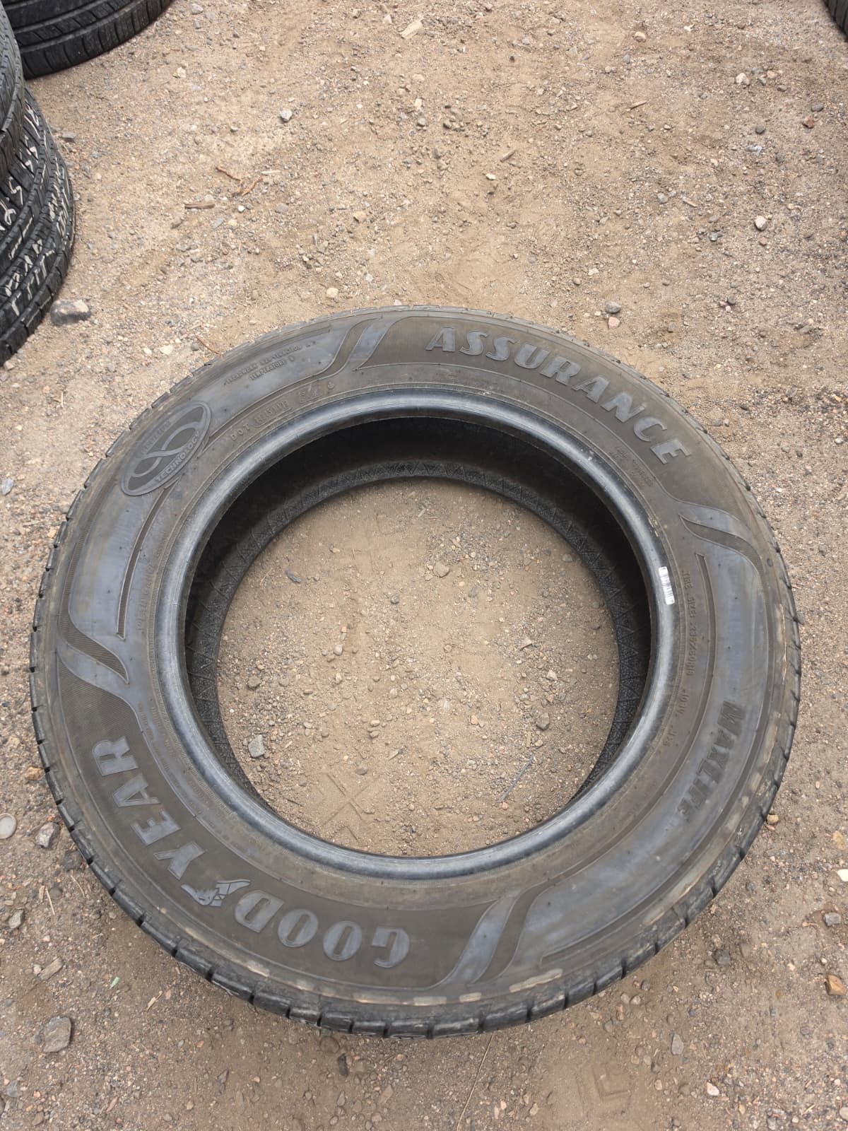 235/60R18 Set (4 Used Tires) Goodyear MaxLife