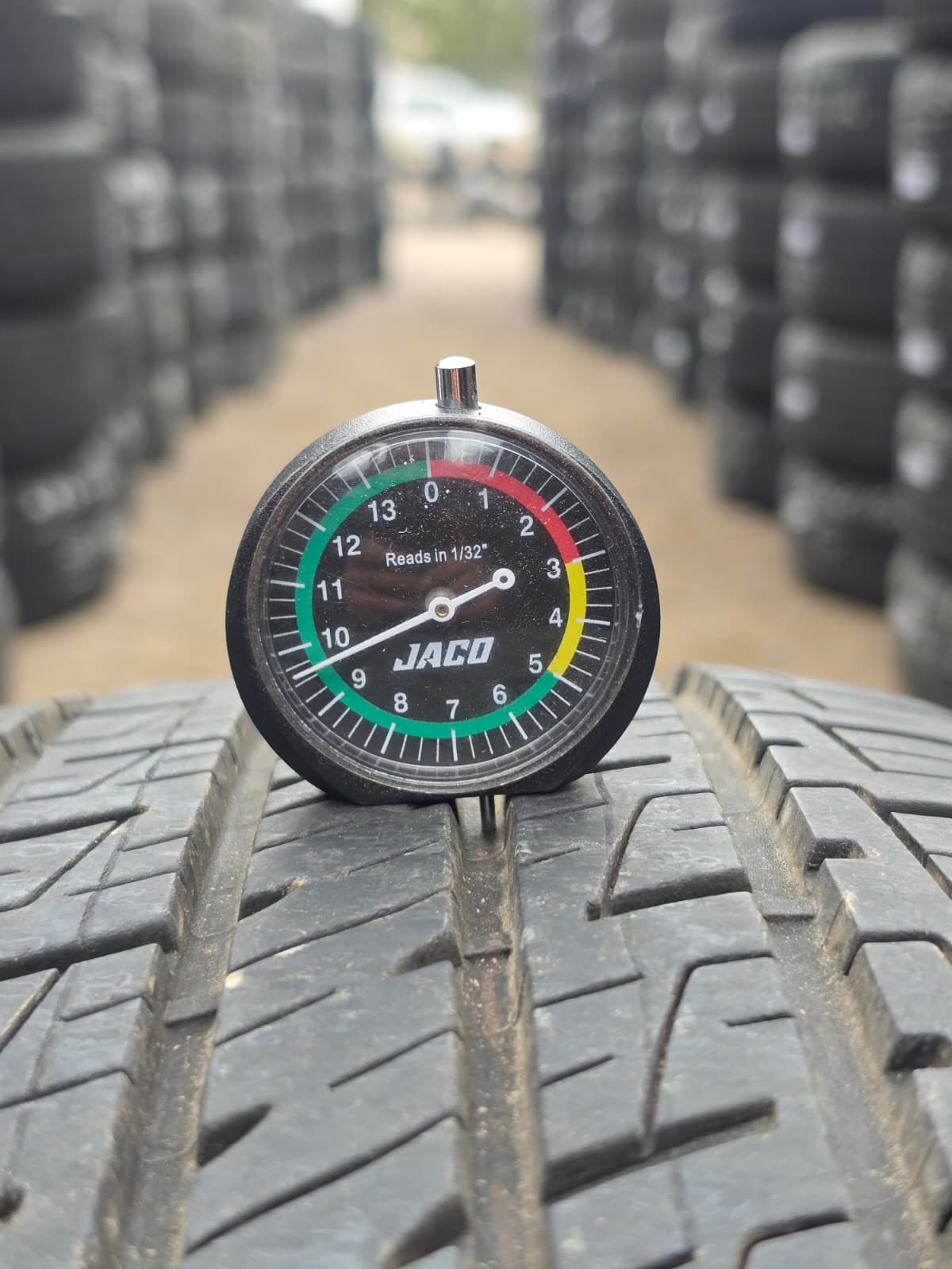 235/60R18 Set (4 Used Tires) Goodyear MaxLife