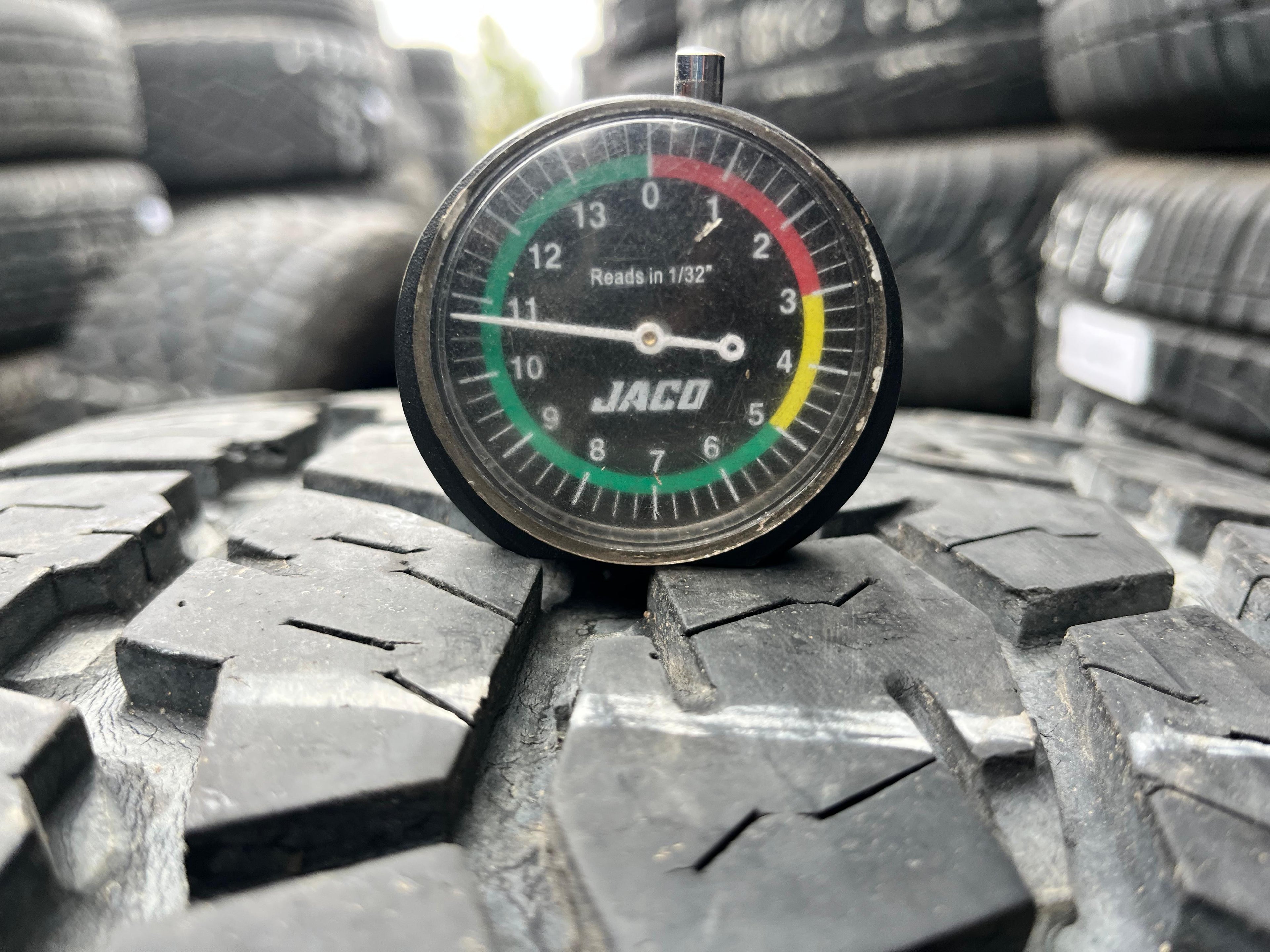 LT275/70R18 Pair (2 Used Tires) Toyo Tires Open Country
