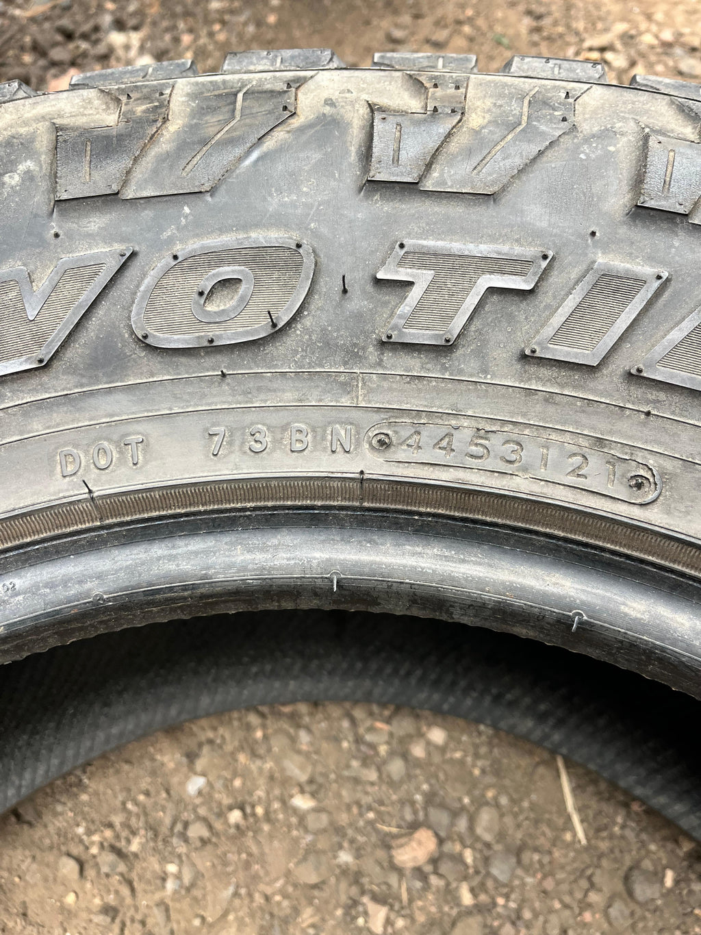 LT275/70R18 Pair (2 Used Tires) Toyo Tires Open Country