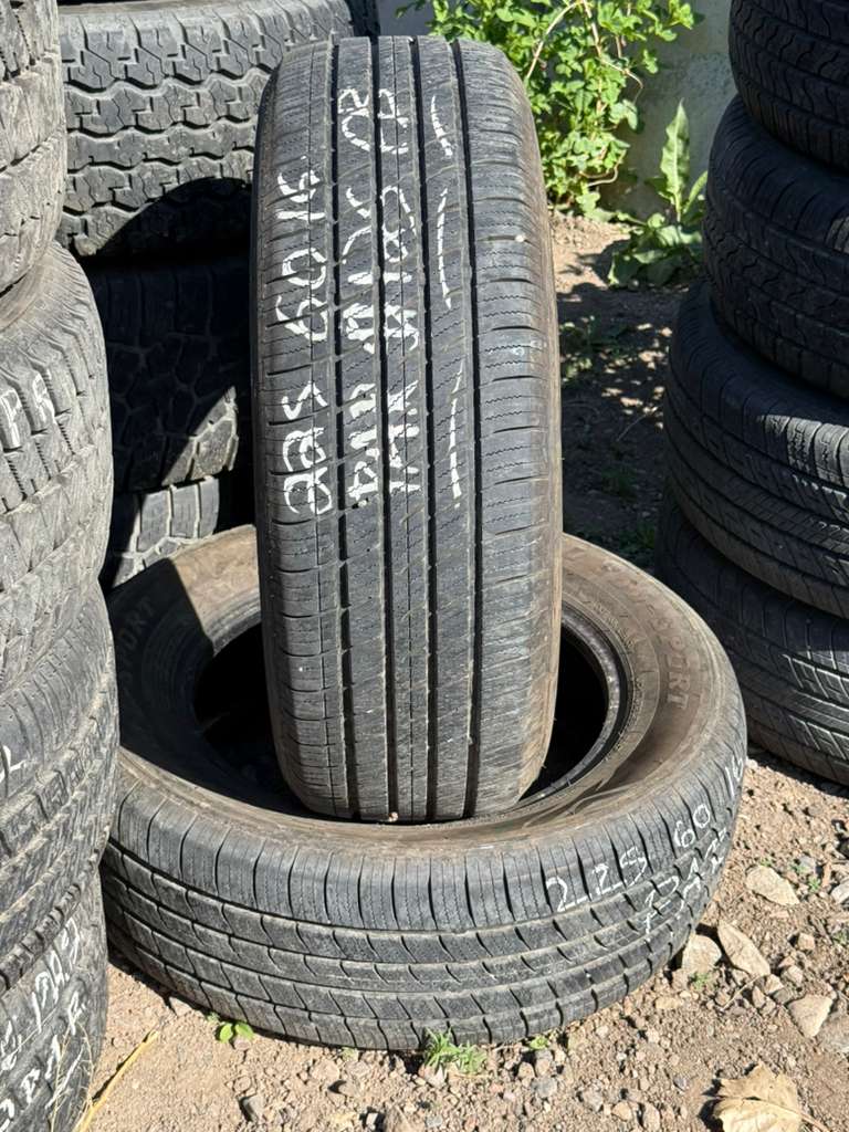225/60R16 Pair (2 Used Tires) Doral SDL-Sport