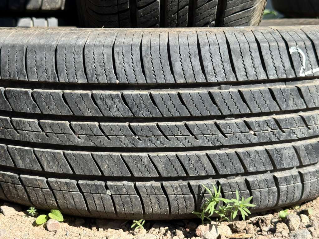 225/60R16 Pair (2 Used Tires) Doral SDL-Sport
