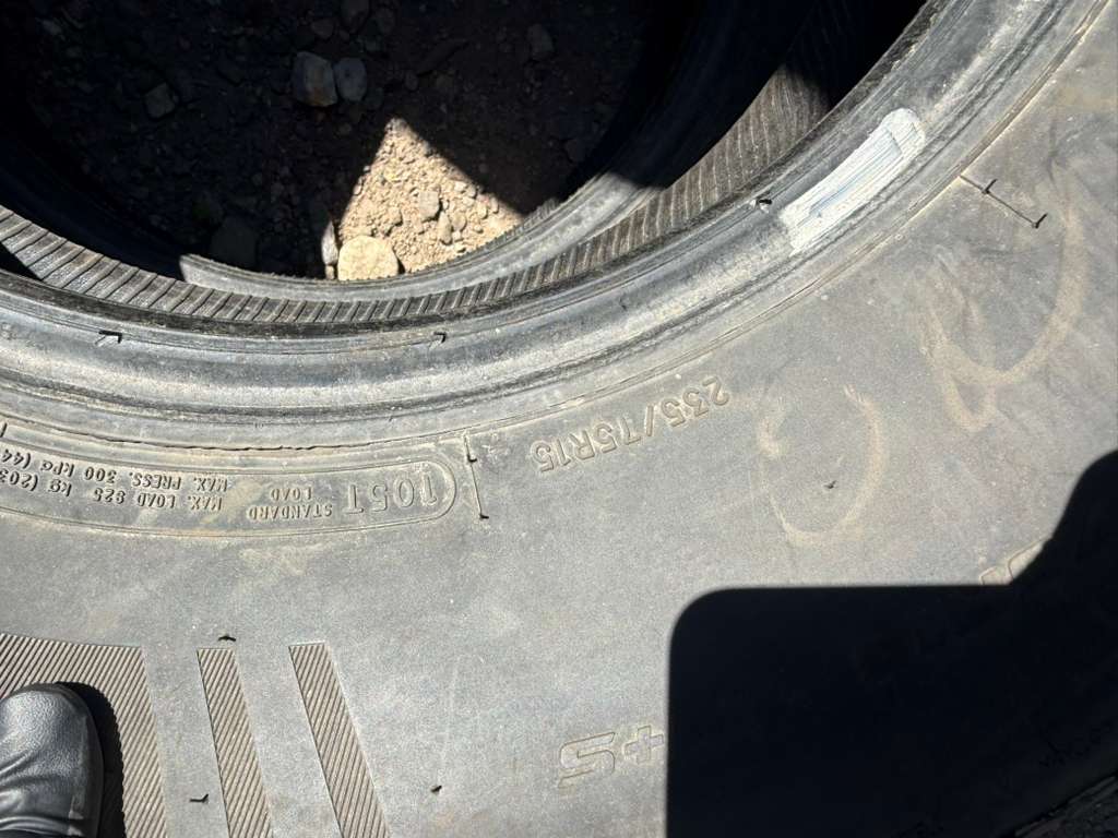 235/75R15 Pair (2 Used Tires) Mastercraft Stratus
