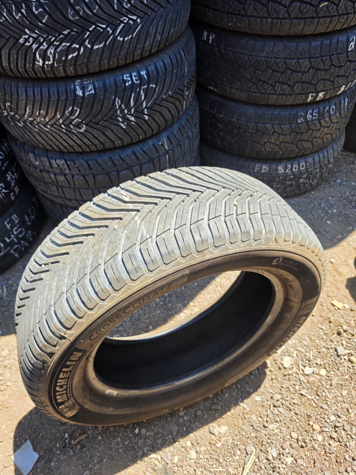 245/60R18 Set (4 Used Tires) Michelin Cross Climate
