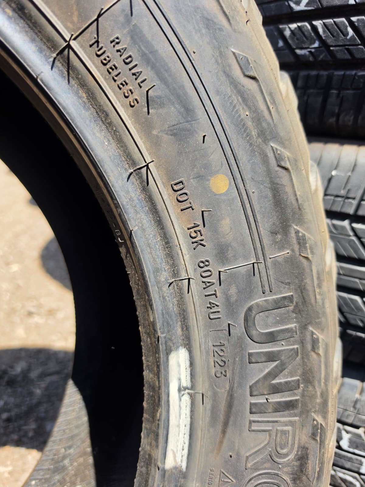 265/60R18 Pair (2 Used Tires) UniRoyal Laredo