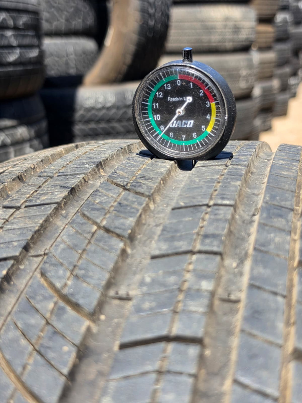 265/60R18 Pair (2 Used Tires) Michelin Primacy LTX