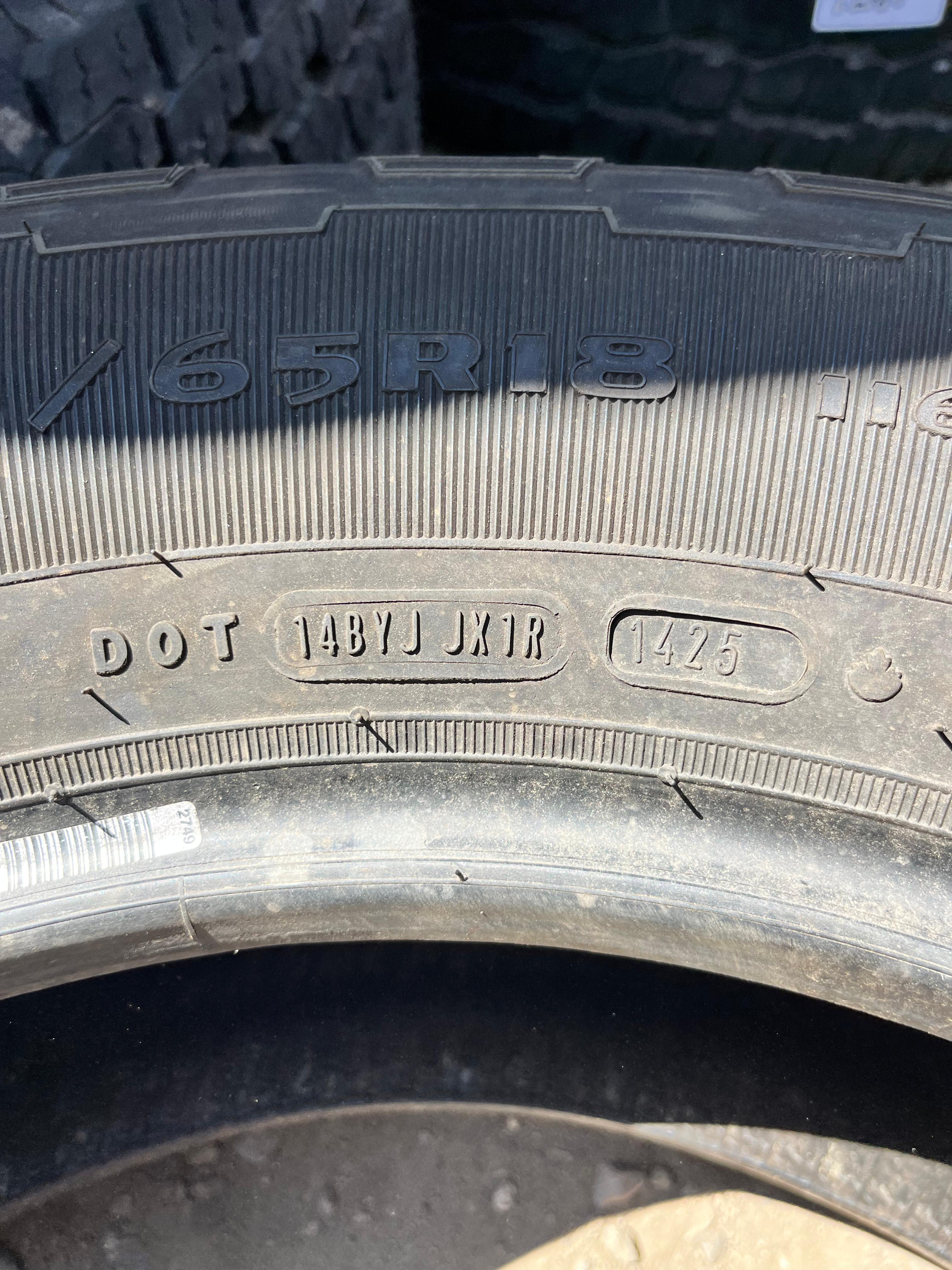 275/65R18 Set (4 Used Tires) Goodyear Wrangler (Territory)
