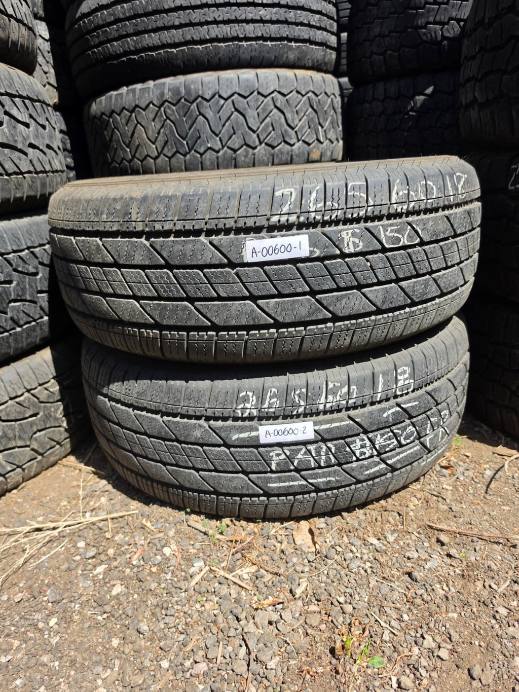 265/60R18 Pair (2 Used Tires) Bridgestone Dueler LX