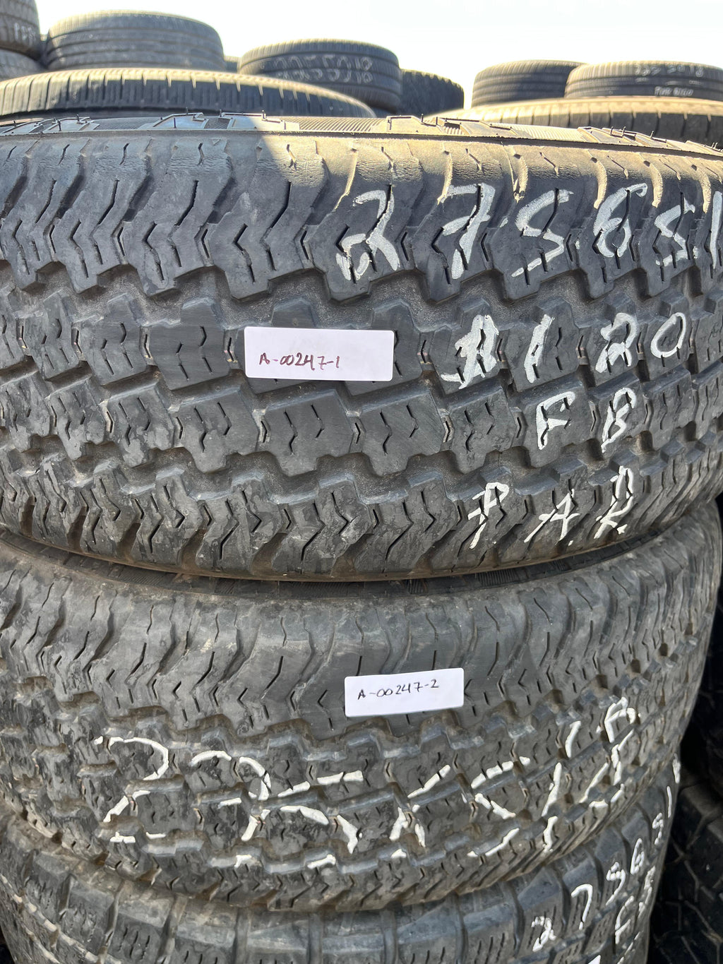 275/65R18 Pair (2 Used Tires) Trail Finder