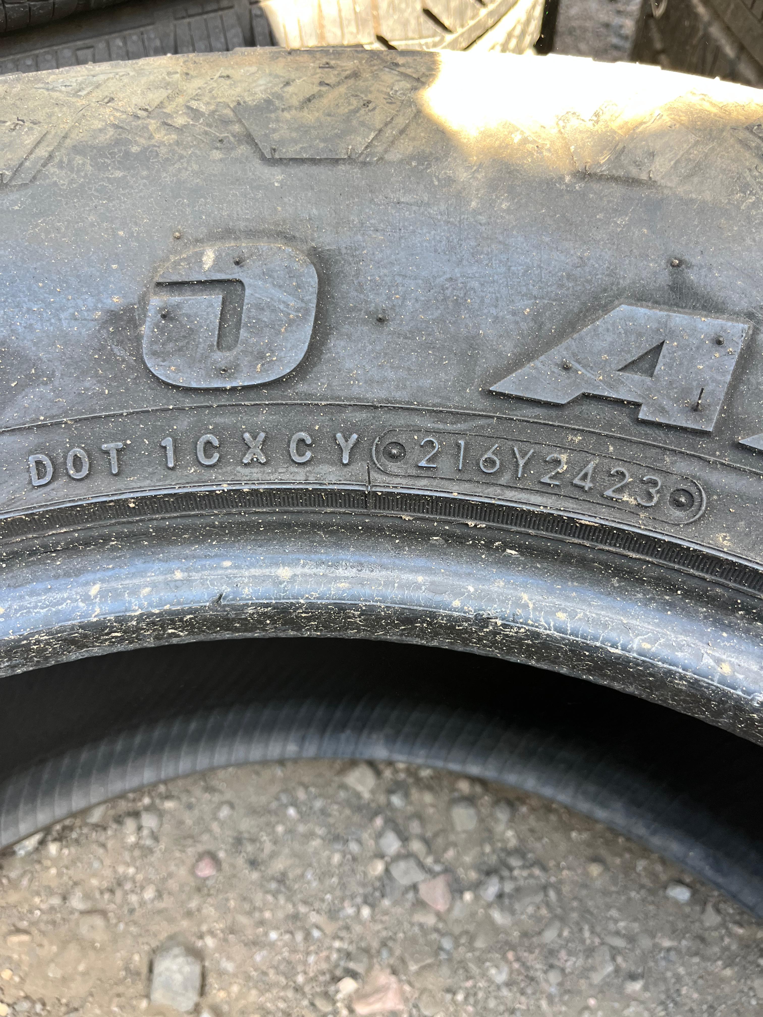 275/65R18 (3 Used Tires) Big Foot Big O