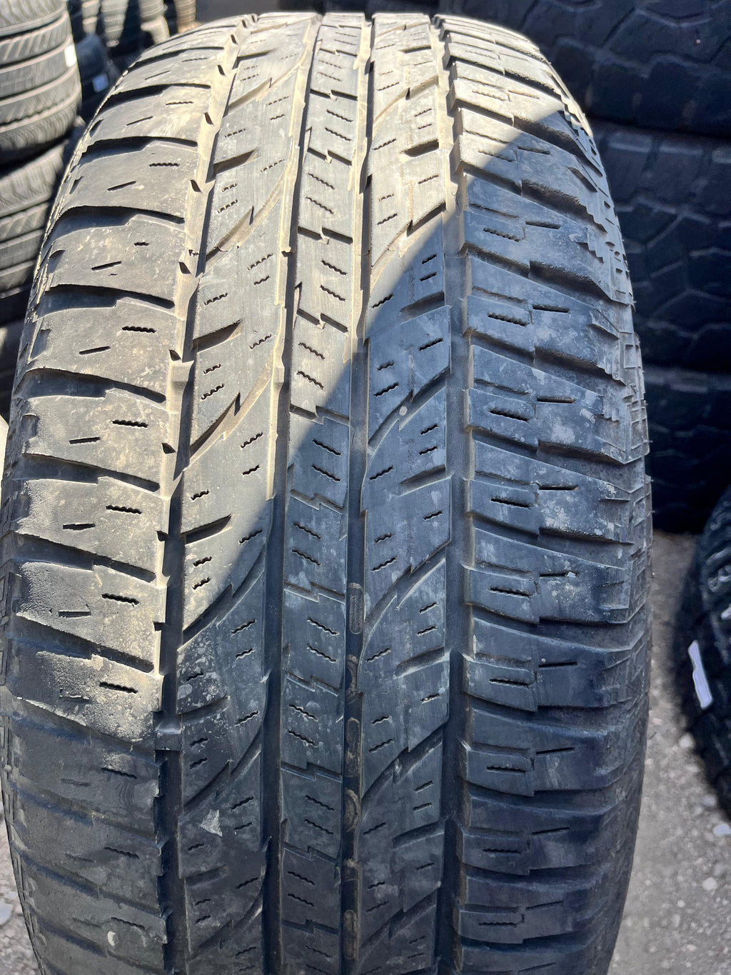 275/65R18 Set (4 Used Tires) Yokohama Geolandar