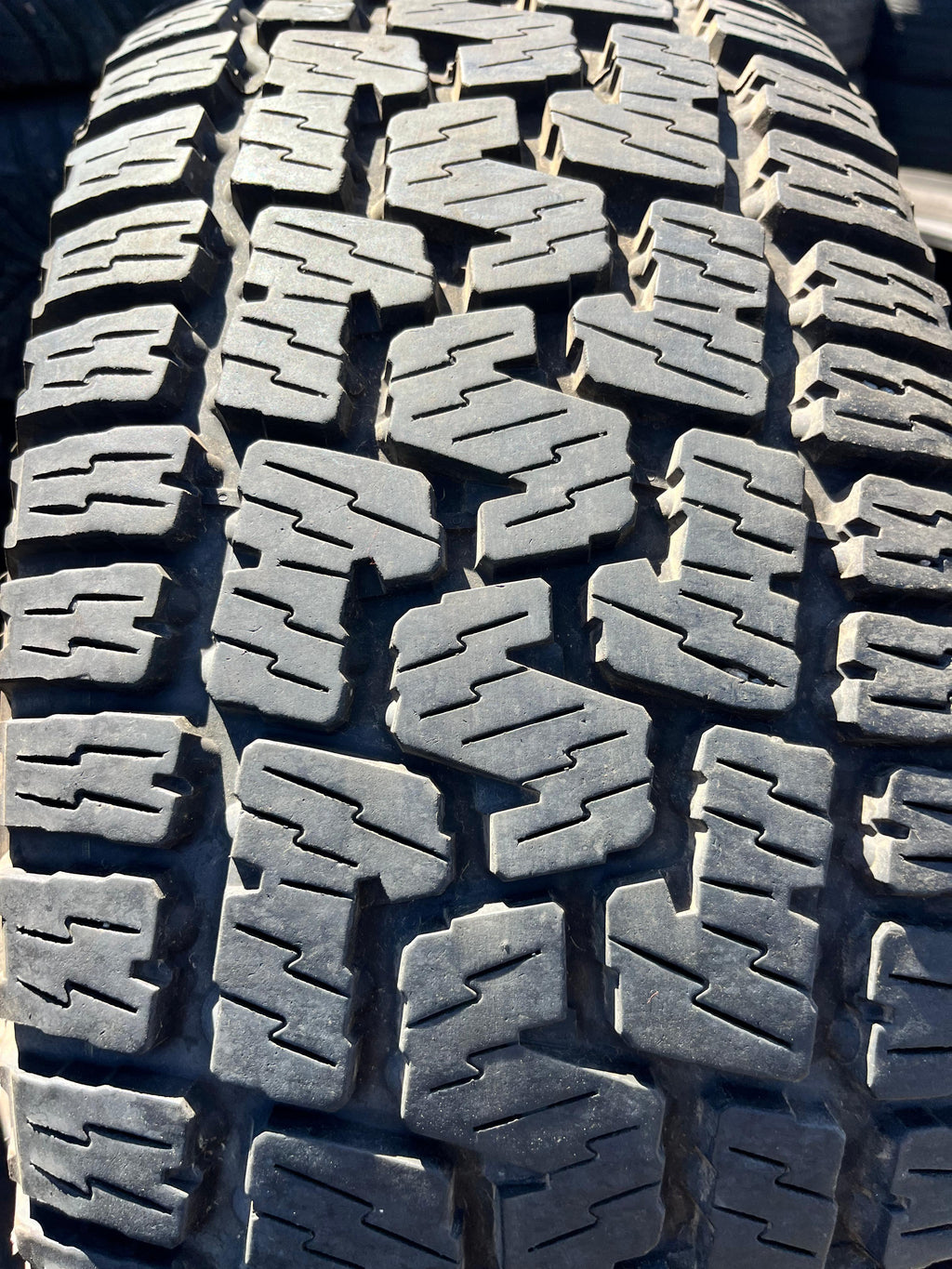 275/65R18 (3 Used Tires) Pirelli Scorpion