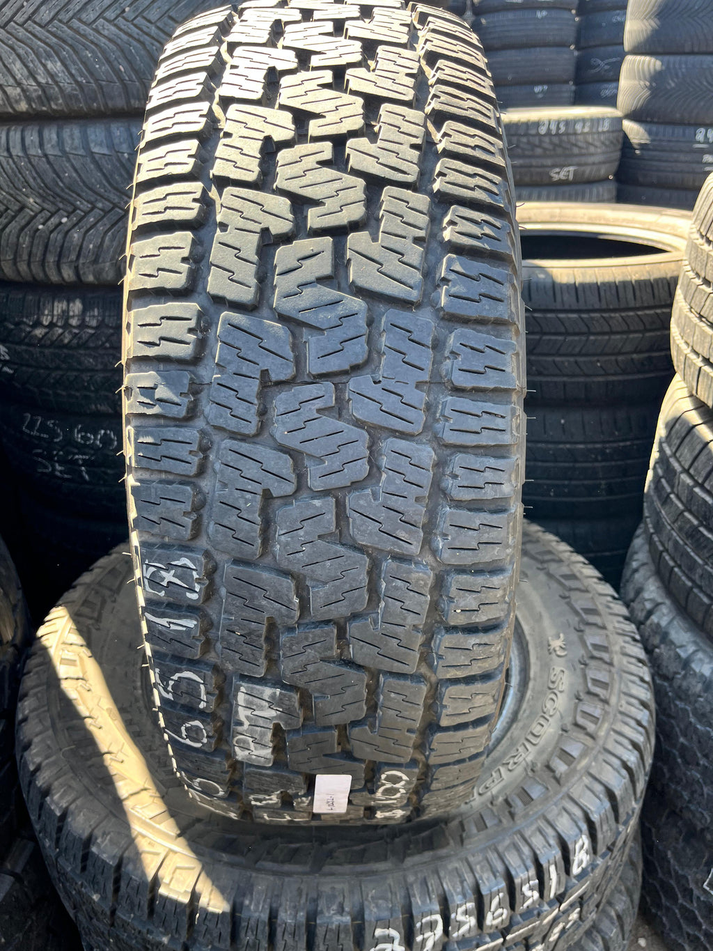 275/65R18 (3 Used Tires) Pirelli Scorpion