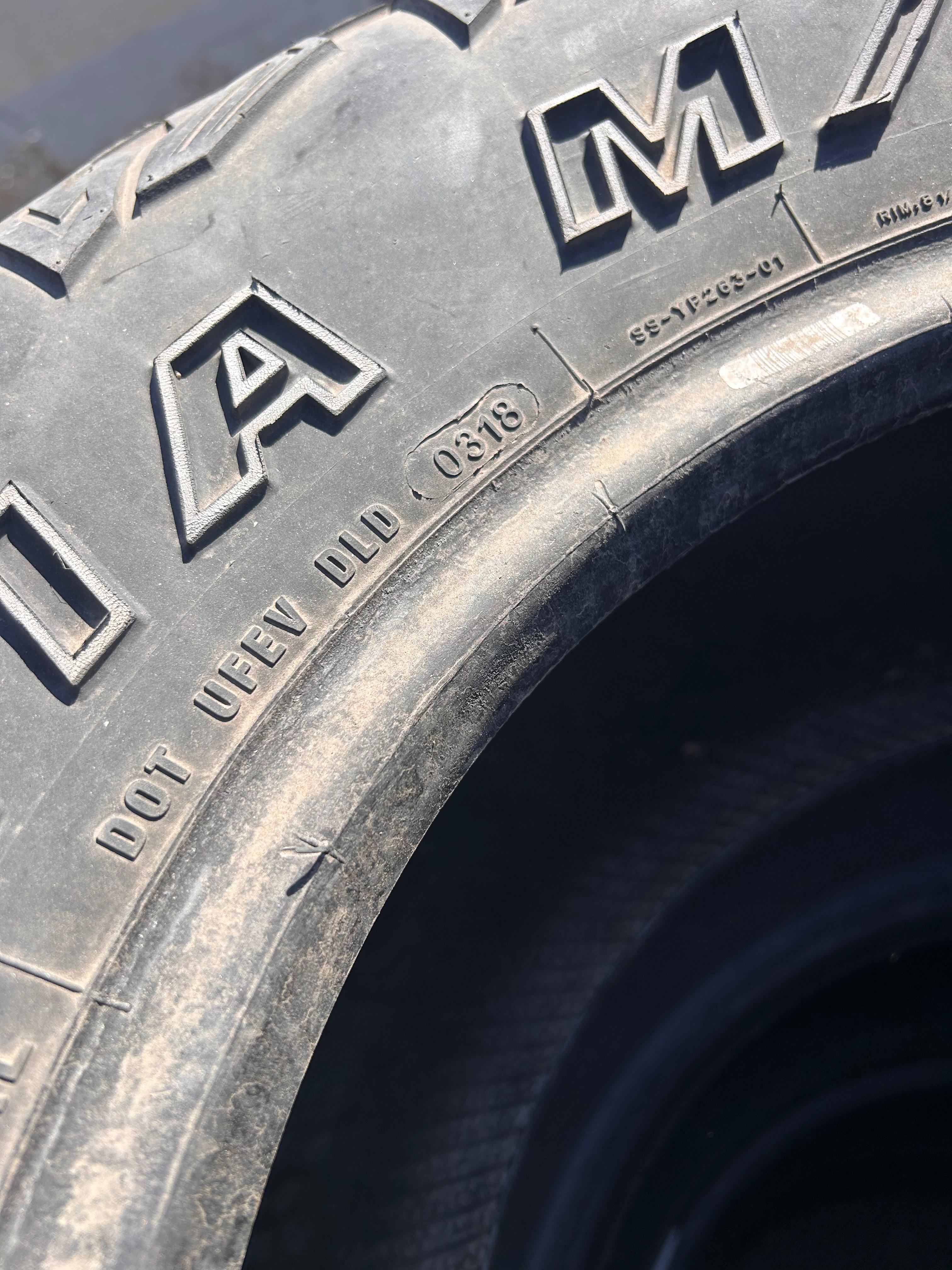LT31X10.50R15 Pair (2 Used Tires) Duraturn Travia M/T