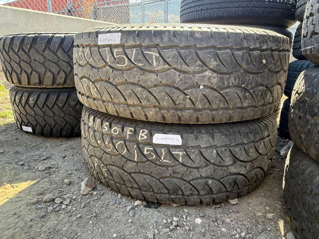 LT31X10.50R15 Pair (2 Used Tires) Thunderer All Terrain