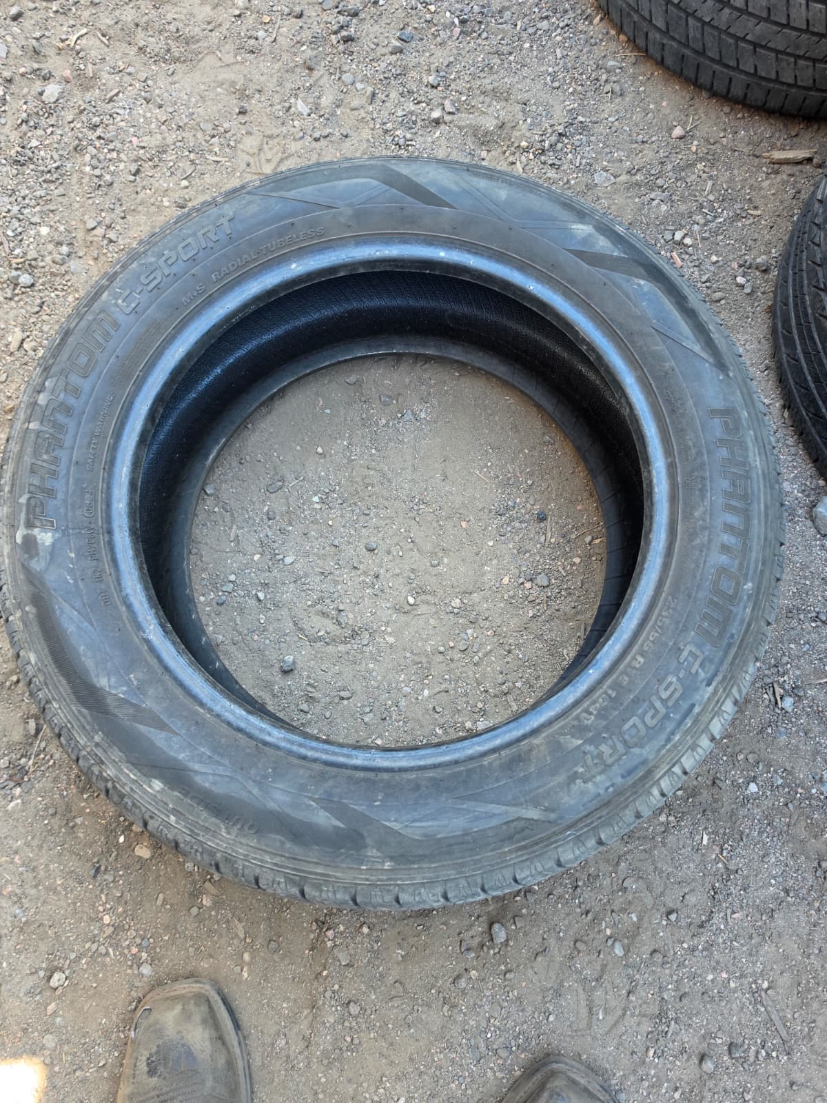 P235/55R18 Pair (2 Used Tires) Phantom C-Sport