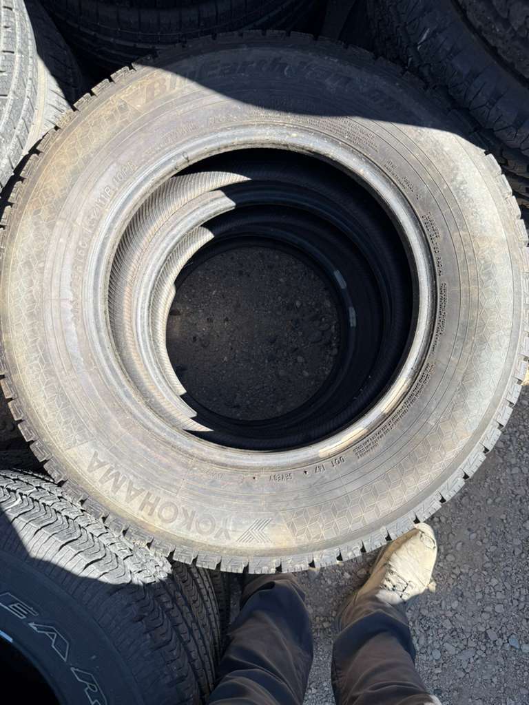 205/75R16C (3 Used Tires) Yokohama BluEarth-Van