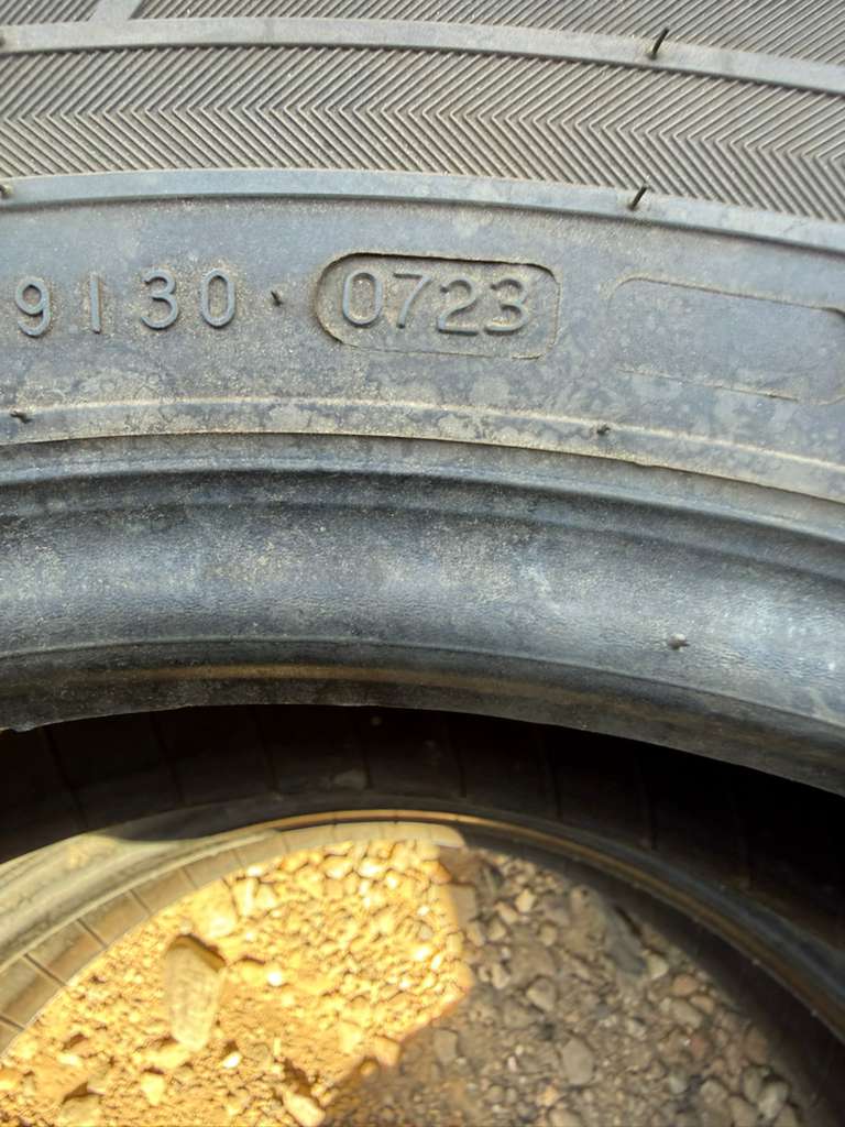 225/75R16C Pair (2 Used Tires) Nokian WRC3 Studless Winter Tire