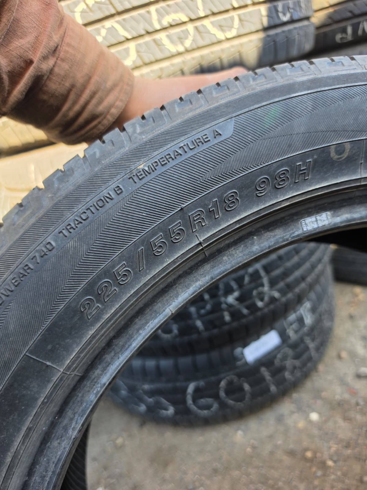 225/55R18 (3 Used Tires) Yokohama Geolander G055