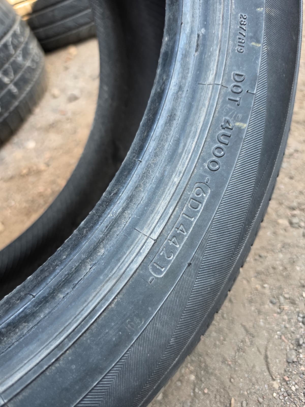 225/55R18 (3 Used Tires) Yokohama Geolander G055
