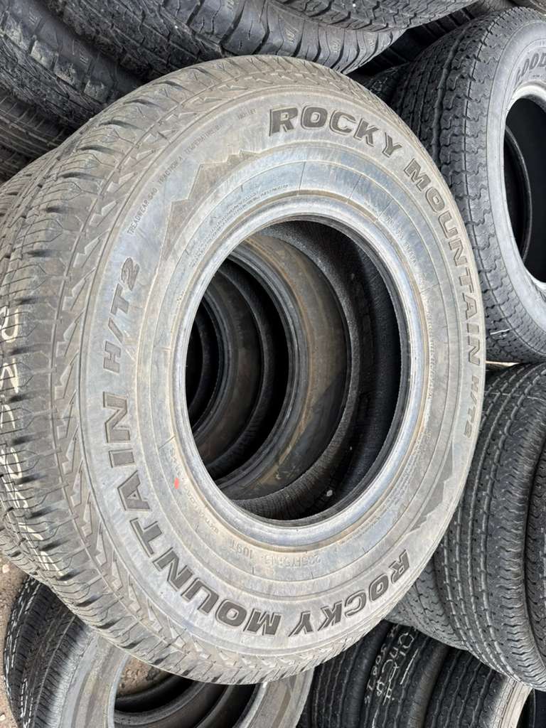 235/75R15  Set (4 Used Tires) Rocky Mountain H/T2