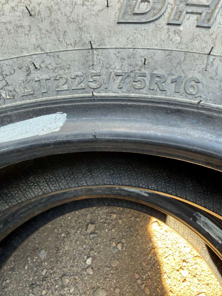 LT225/75R16 Pair (2 Used Tires) Dextero DHT2