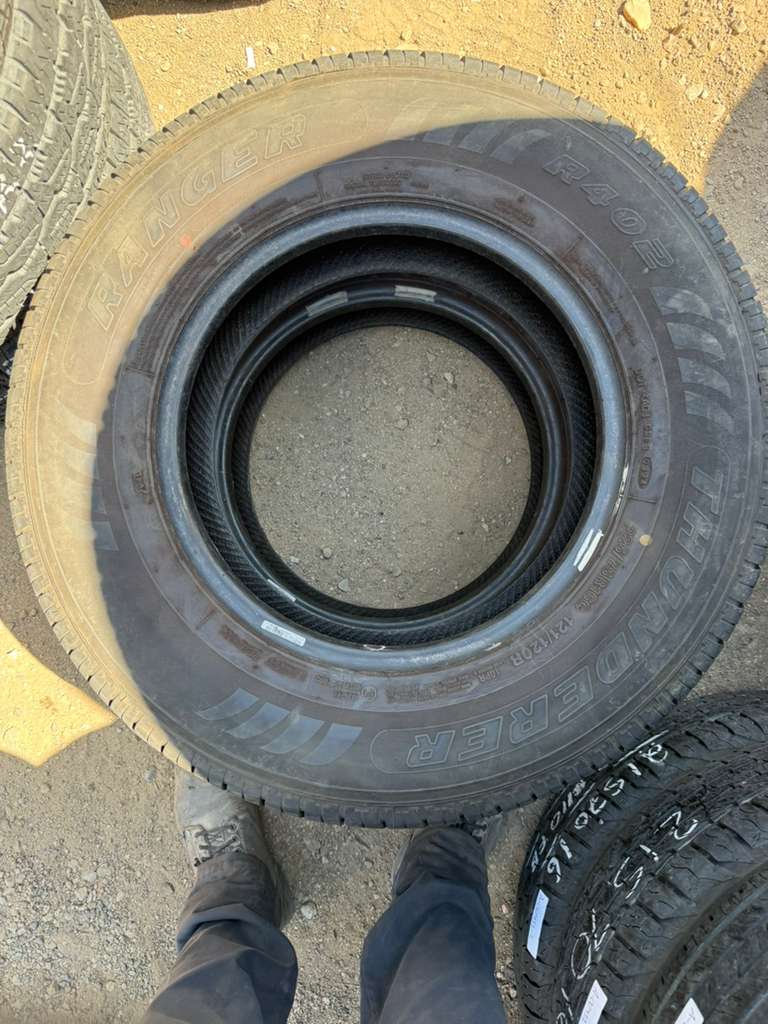 225/75R16C Pair (2 Used Tires) Thunderer Ranger R402