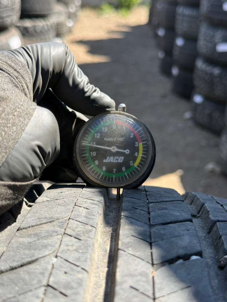 225/75R16C Pair (2 Used Tires) Thunderer Ranger R402