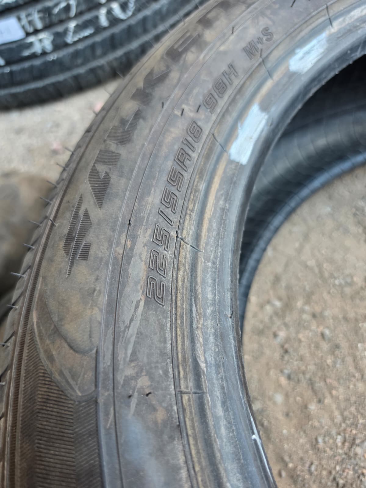 225/55R18 Set (4 Used Tires) Falken Ziex ZE001