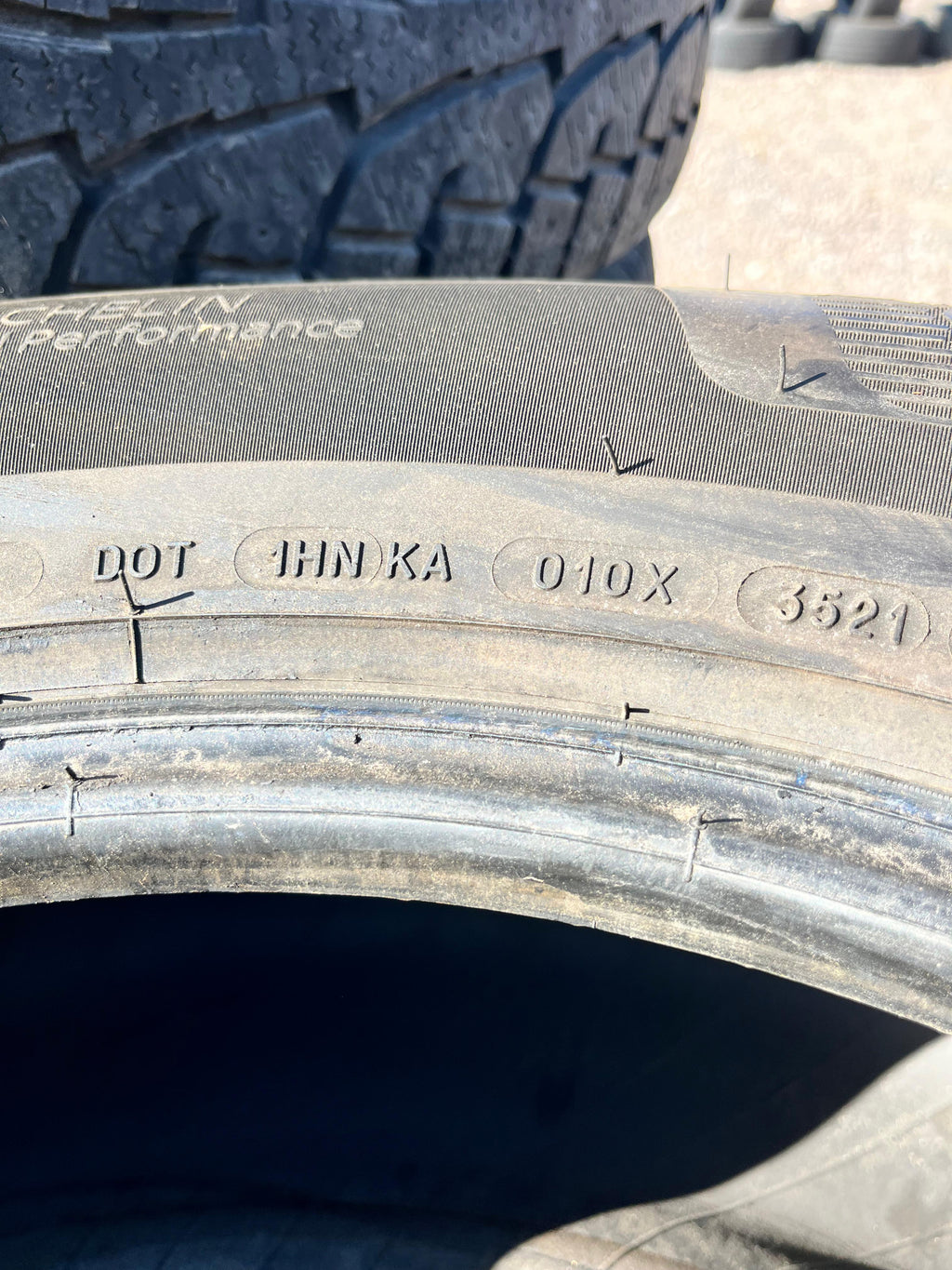 265/65R18 Set (4 Used Tires) Michelin X-ICE Snow Tire