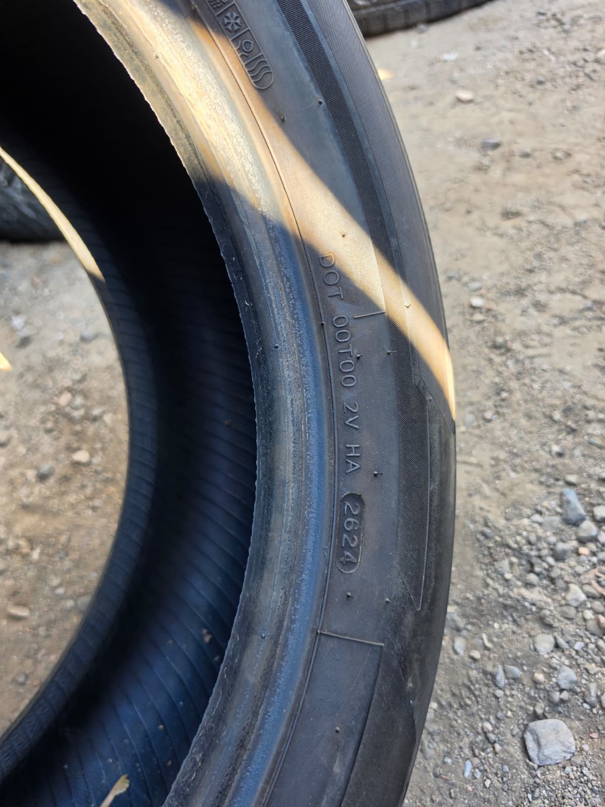 225/55R18 Set (4 Used Tires)Hankook Kinergy GT