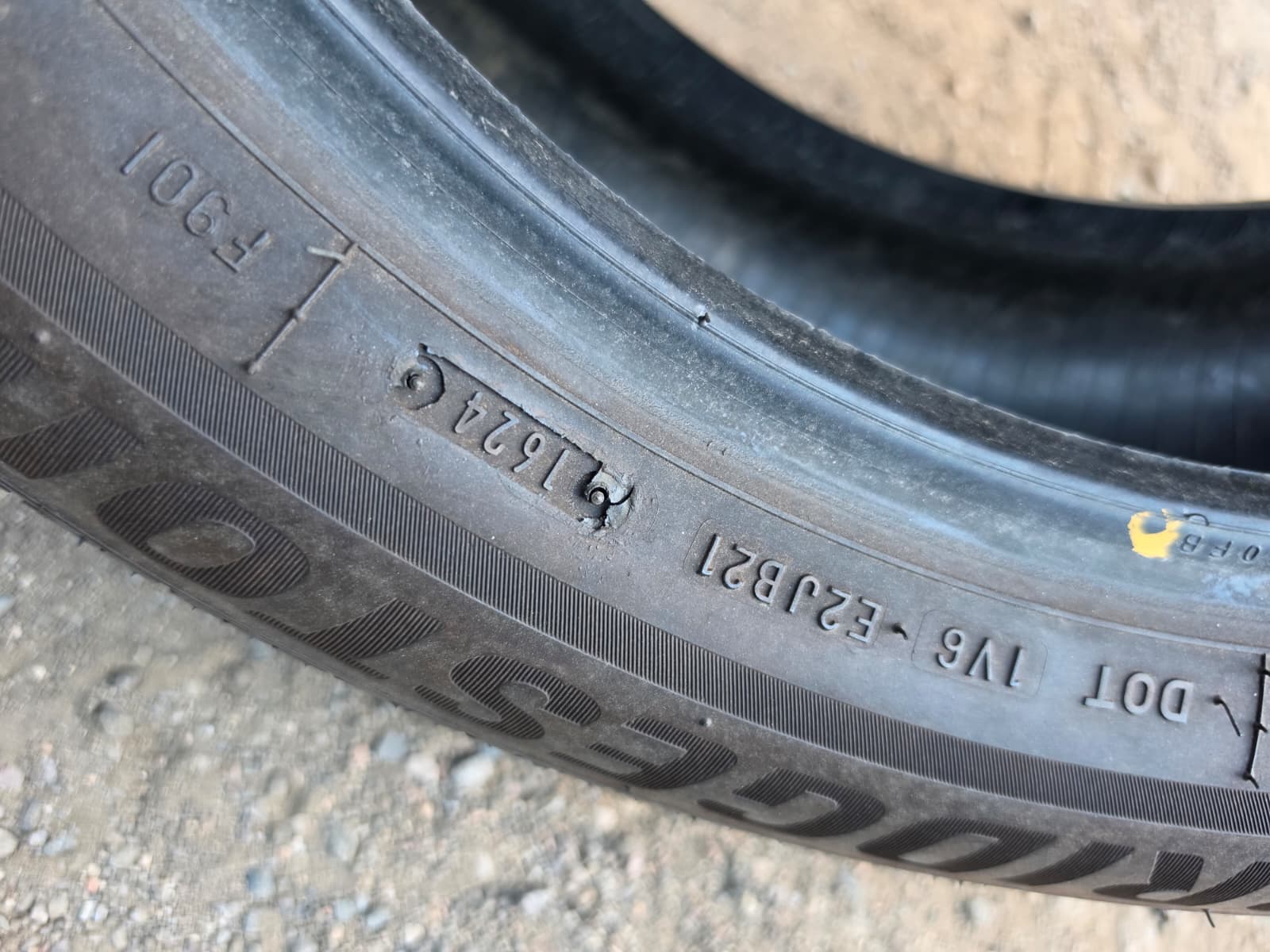 215/55R18 Pair (4 Used Tires) Bridgestone Turanza EL