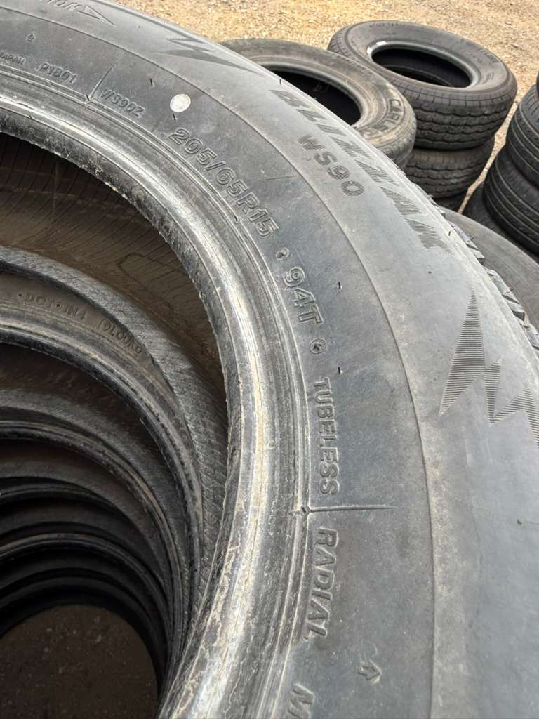 205/65R15 Set (4 Used Tires) Bridgestone Blizzak WS90