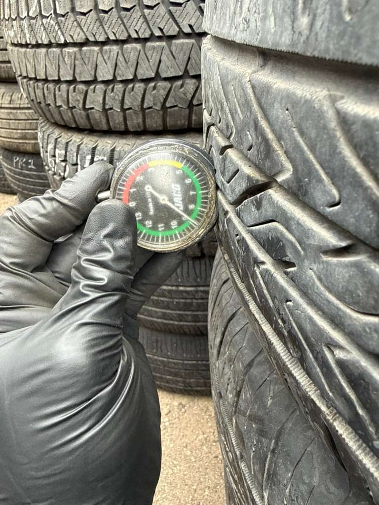 205/65R15 Set (4 Used Tires) Toyo Extensa AS2
