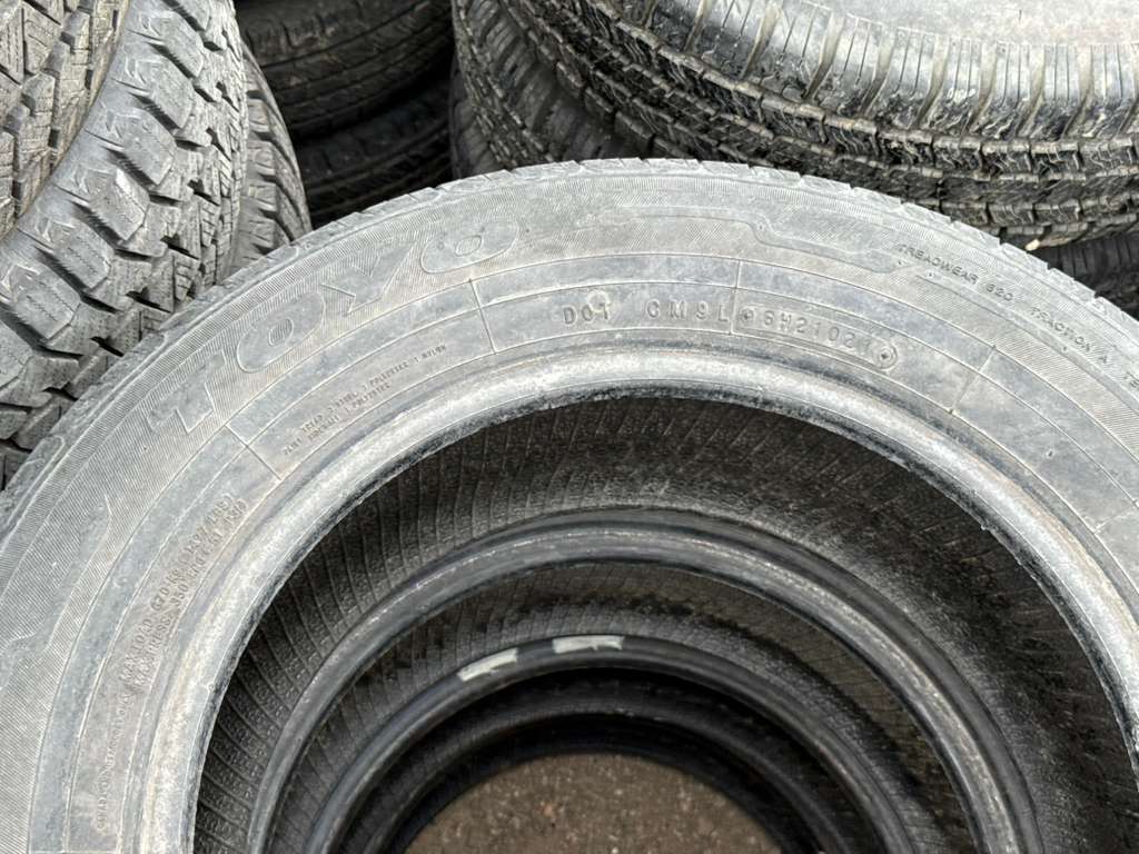 205/65R15 Set (4 Used Tires) Toyo Extensa AS2