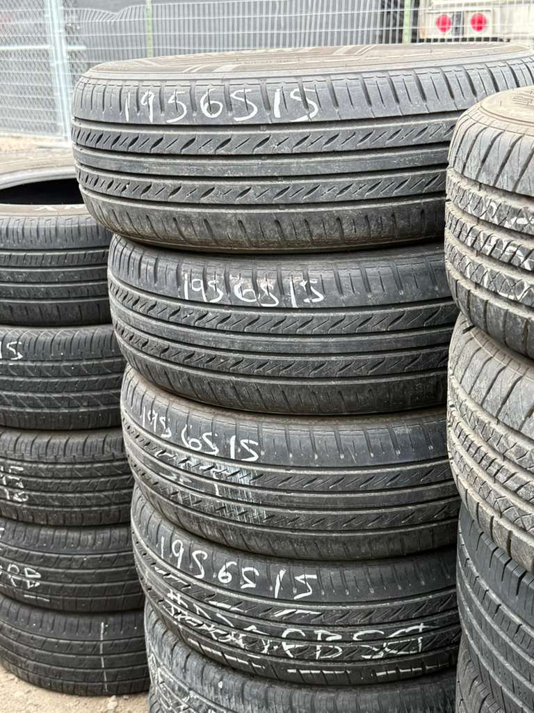 195/65R15 set (4 Used Tires) Sentury Touring