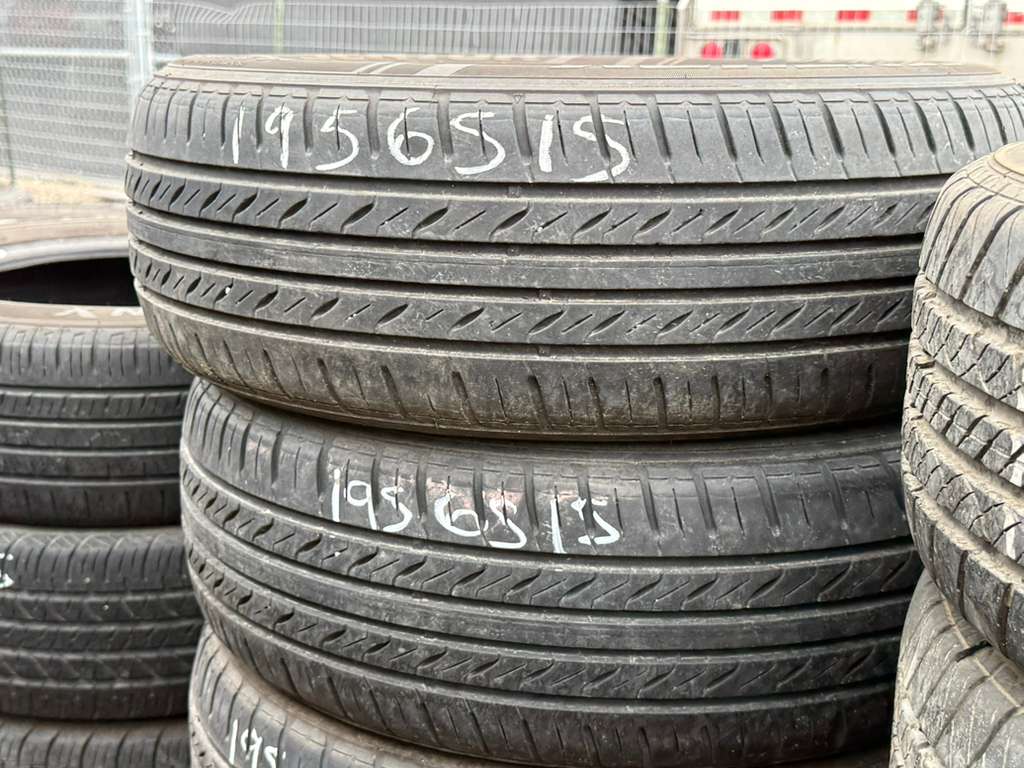 195/65R15 set (4 Used Tires) Sentury Touring
