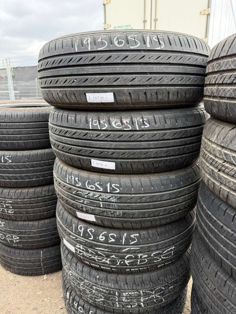 195/65R15 set (4 Used Tires) Sentury Touring