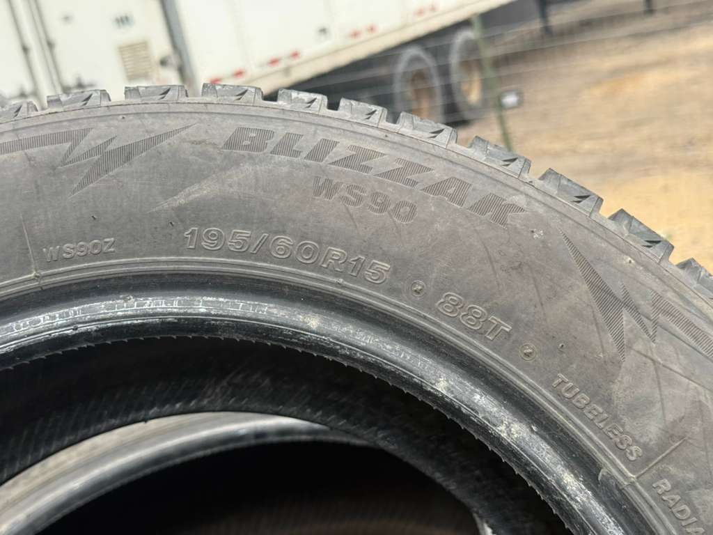 195/60R15 Pair (2 Used Tires)  Bridgestone Blizzak WS90 Winter (Studless)