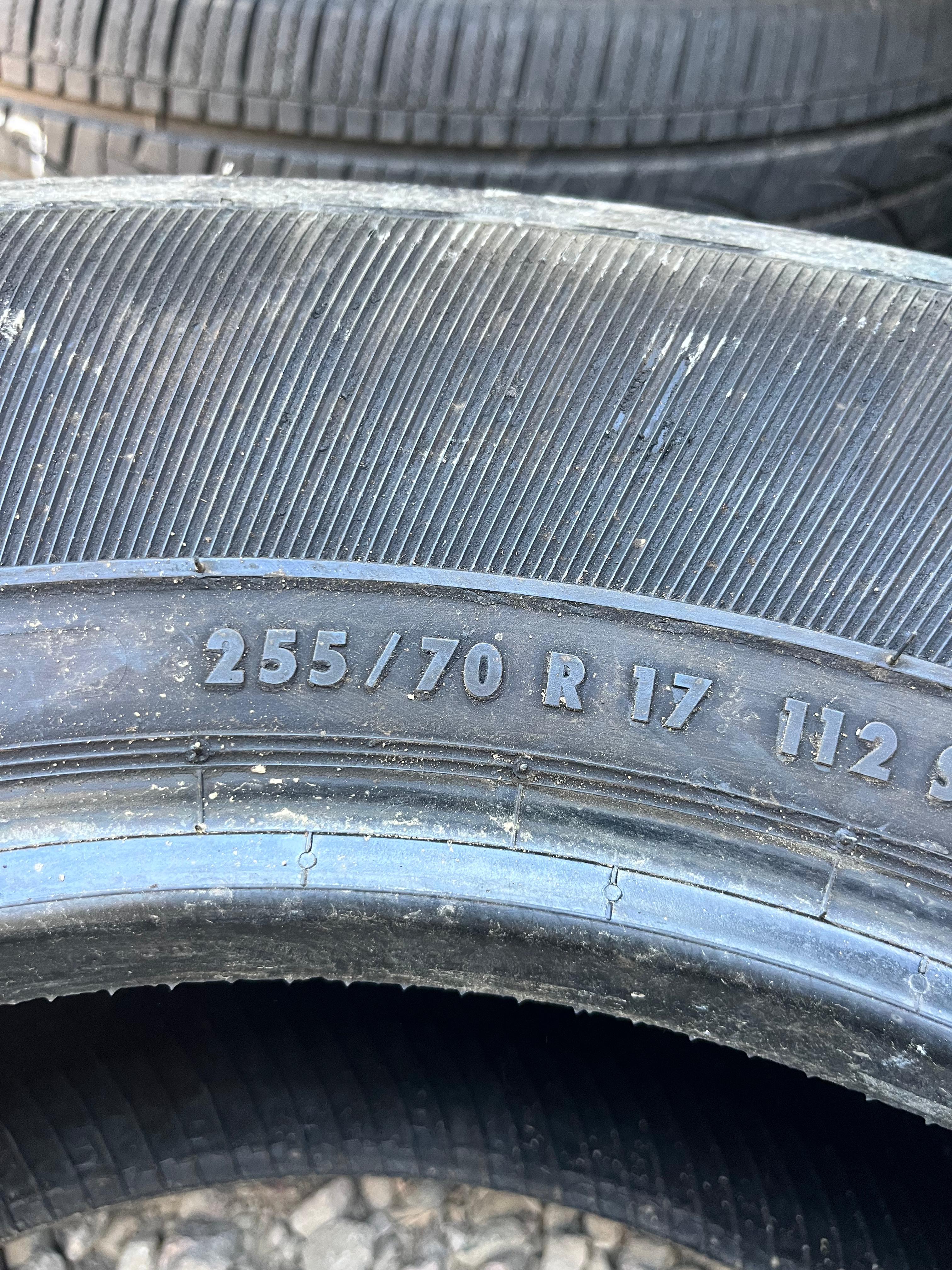 255/70R17 Set (4 Used Tires) General Grabber(HTS)