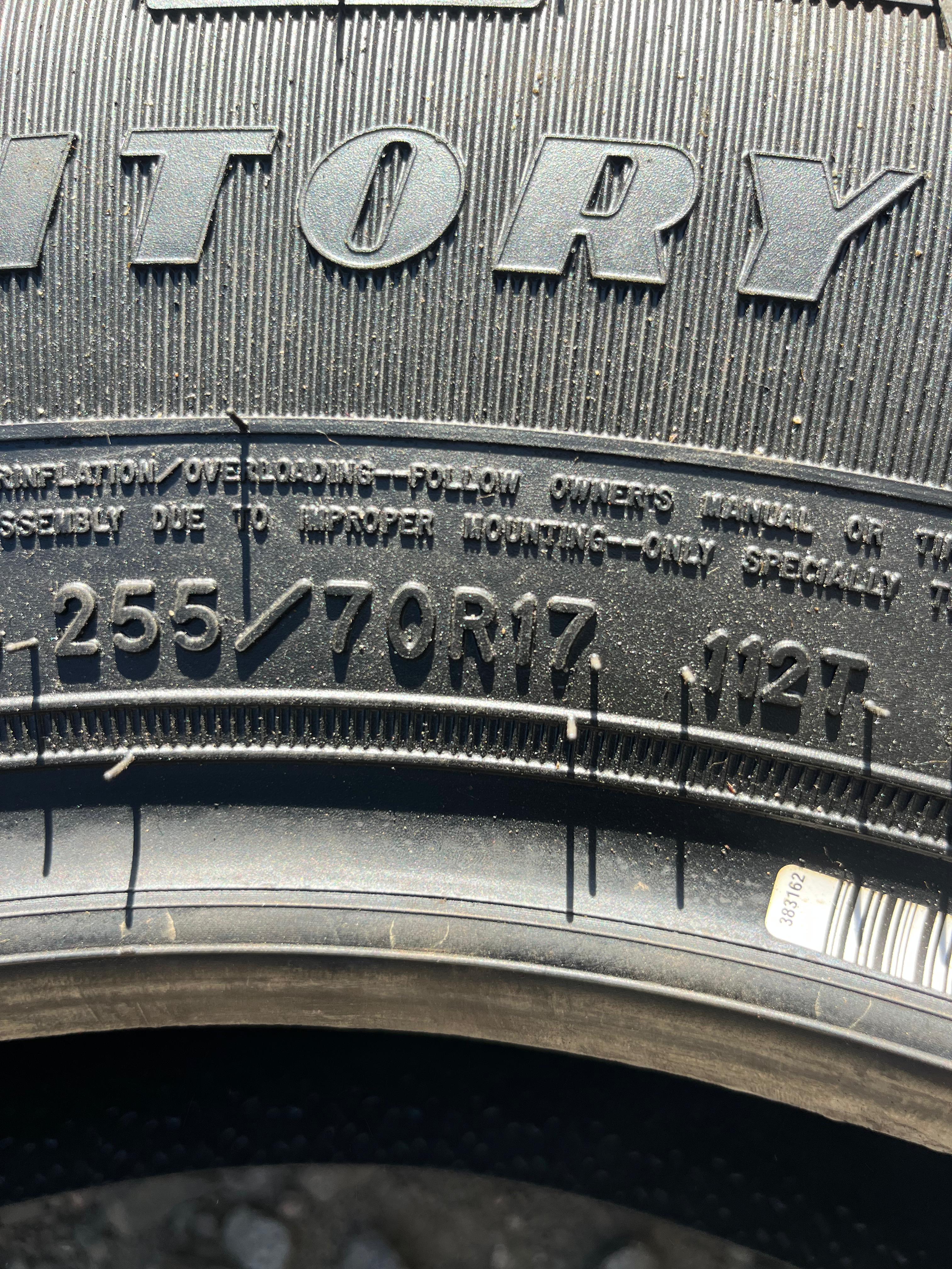 255/70R17 Set (4 Used Tires) Goodyear Wrangler(Territory)