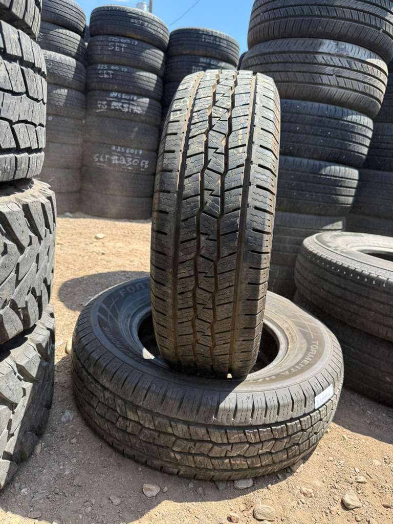 235/70R16 Pair (2 Used Tires) Fortune Tormenta H/T