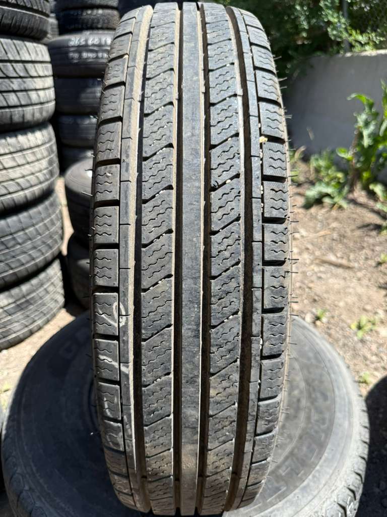 ST235/85R16 Pair (2 Used Tires) Carlisle Radial Trail HD