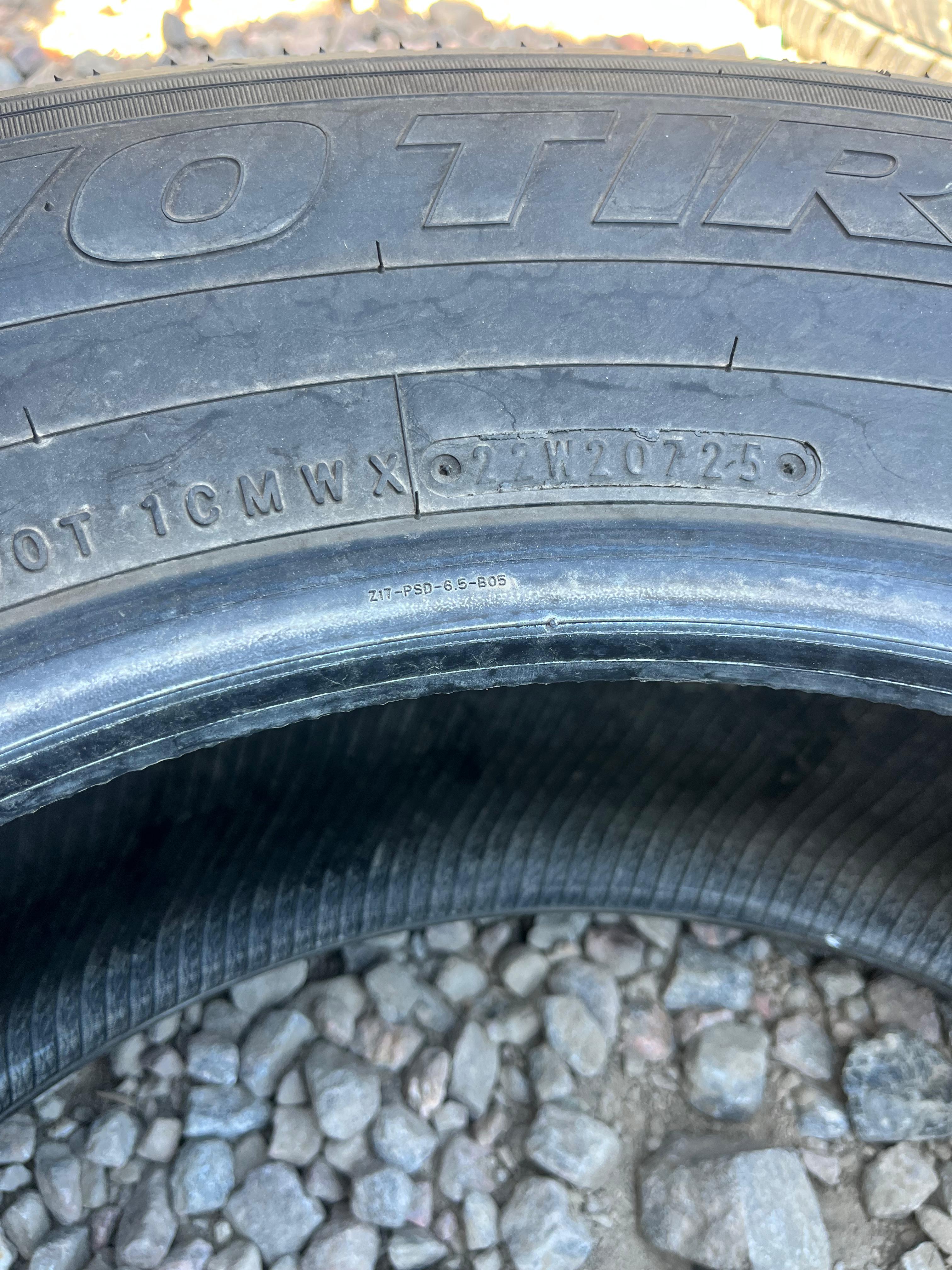 245/70R17 Set (4 Used Tires) Toyo Tire Open Country