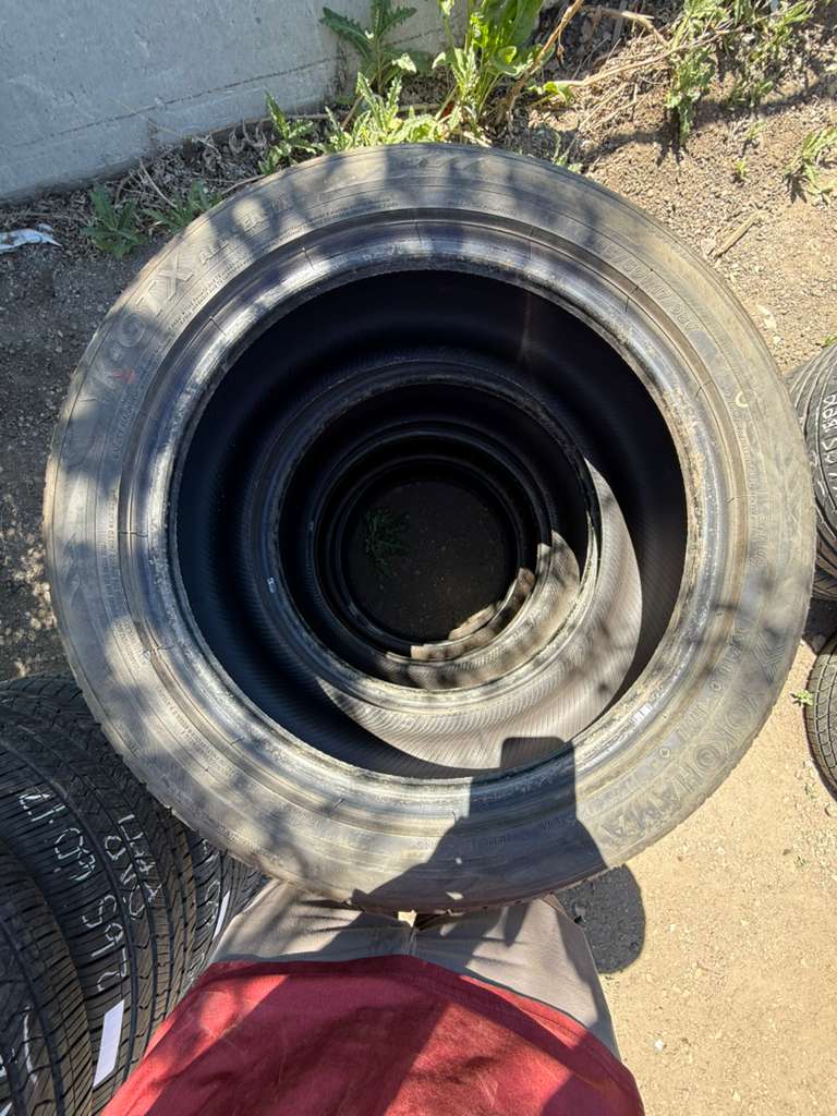 225/50R17 Set (4 Used Tires) Yokohama YK-GTX