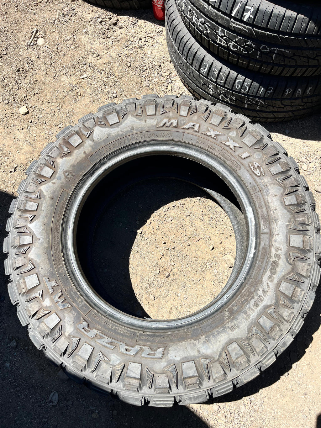 LT265/70R17 Pair (2 Used Tires) Maxxis  RAZR MT