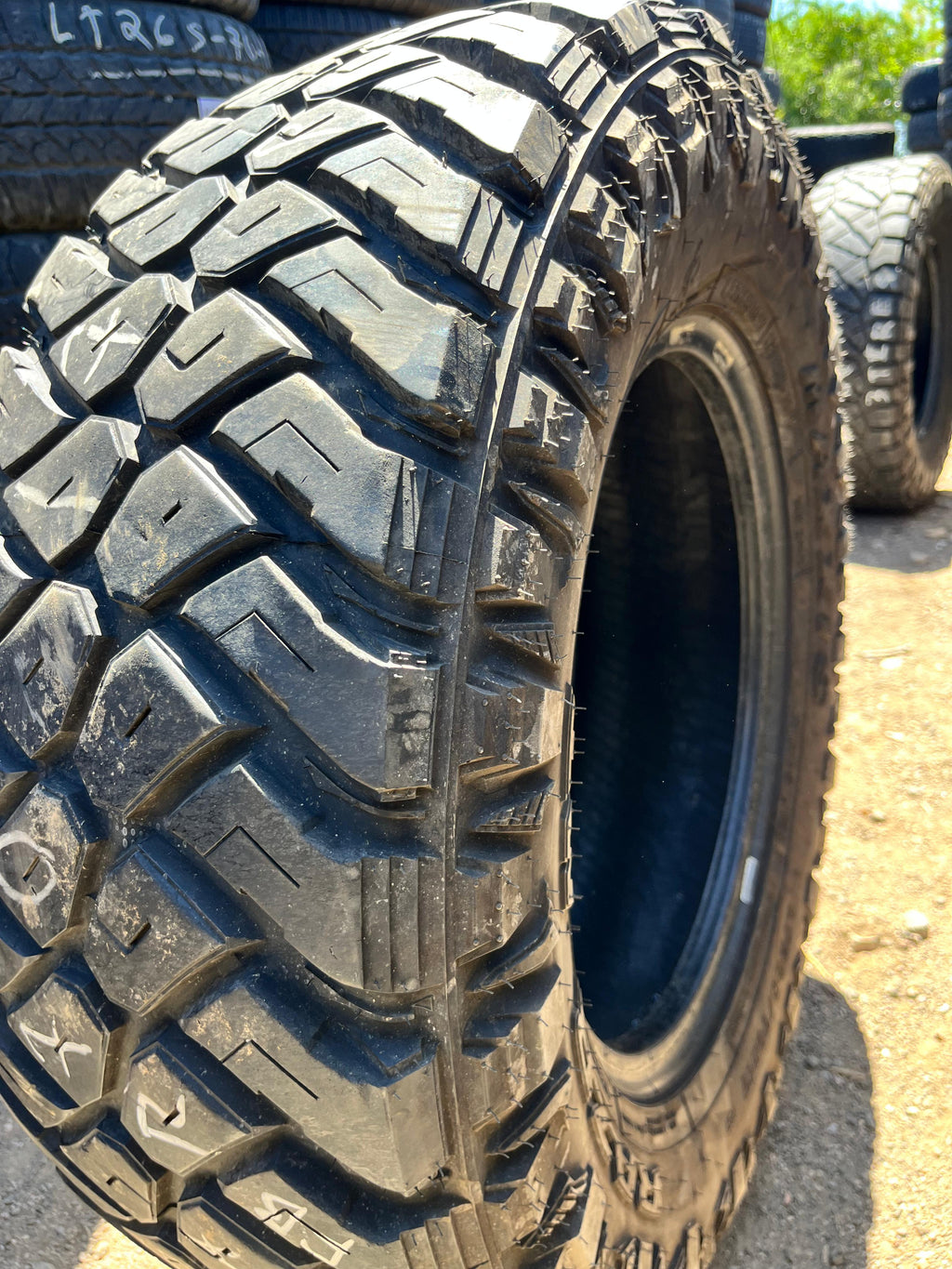 LT265/70R17 Pair (2 Used Tires) Maxxis  RAZR MT