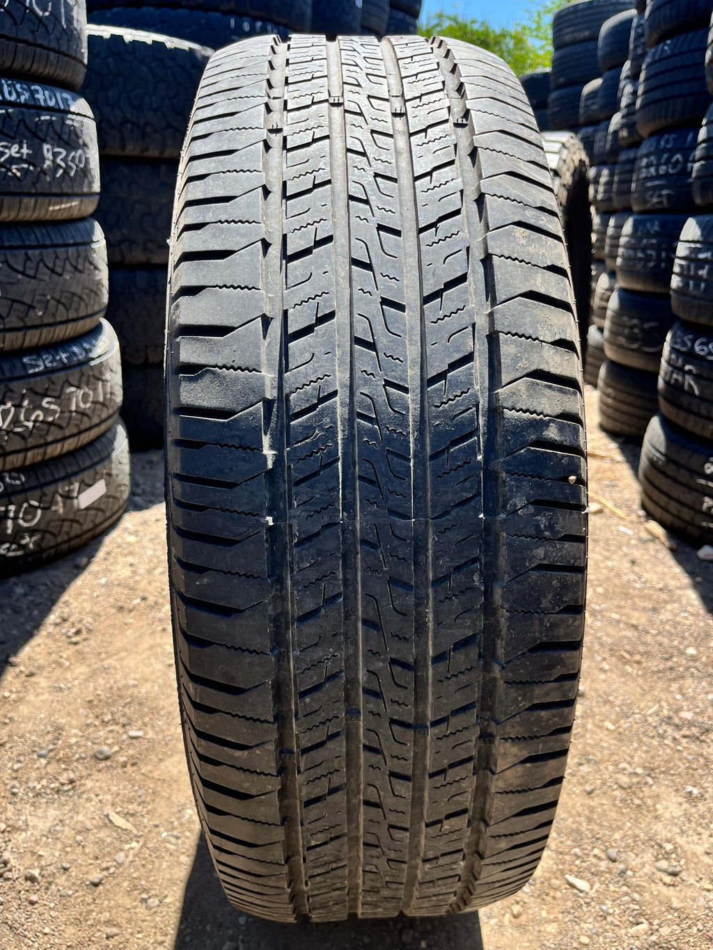265/70R17 Pair (2 Used Tires) Pathfinder Pathfinder (HT)