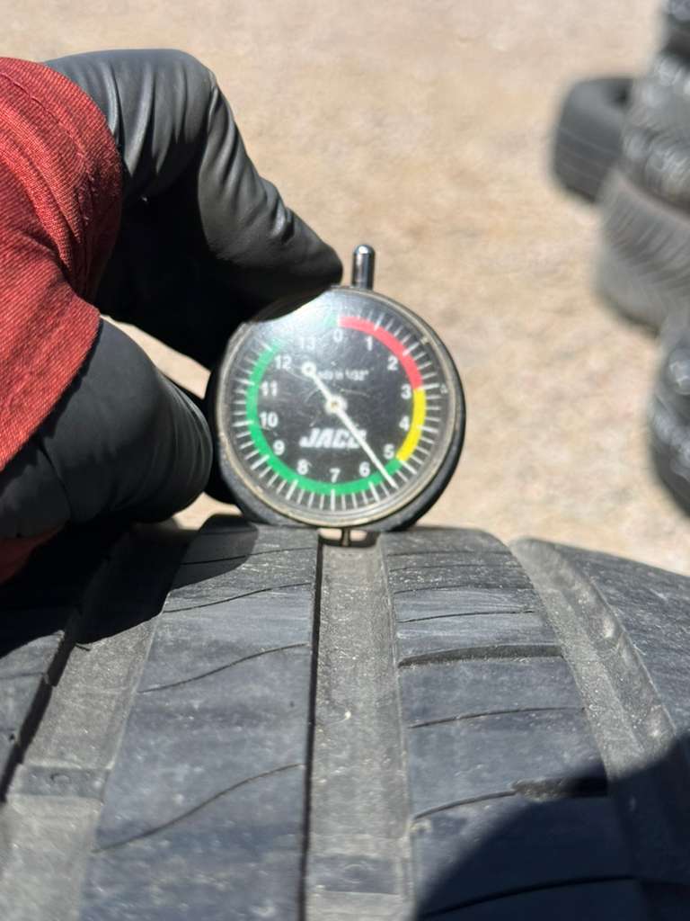 225/55R17 Pair (2 Used Tires) Mastercraft Stratus AS