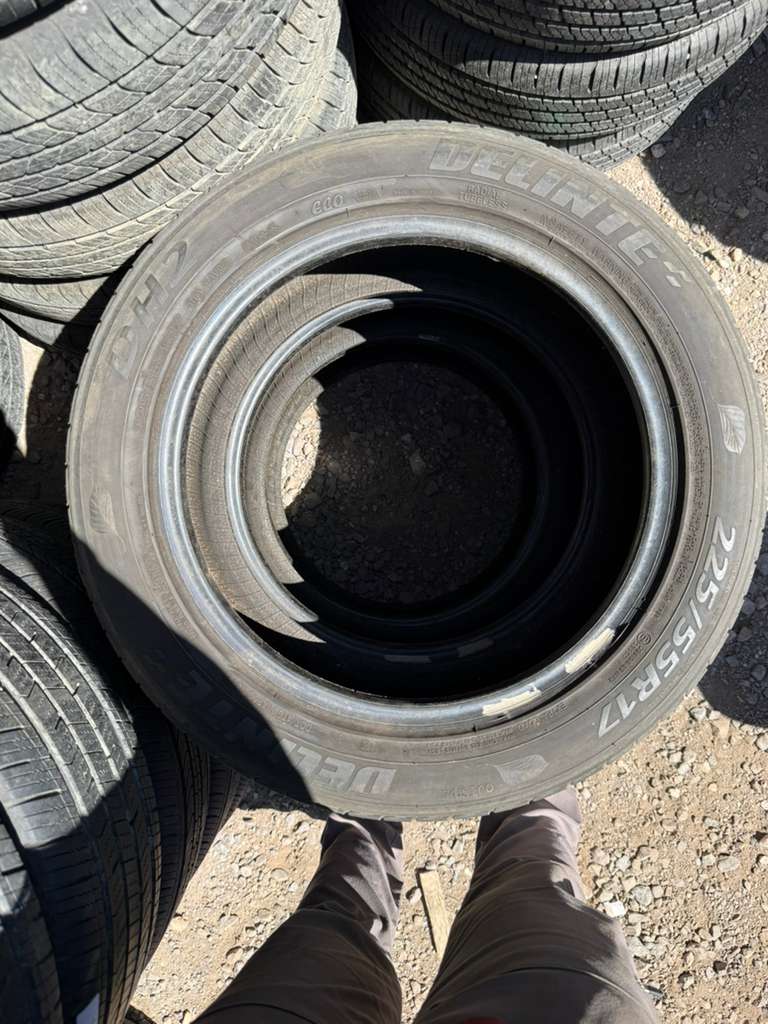 225/55R17 (3 Used Tires) Delinte DH2